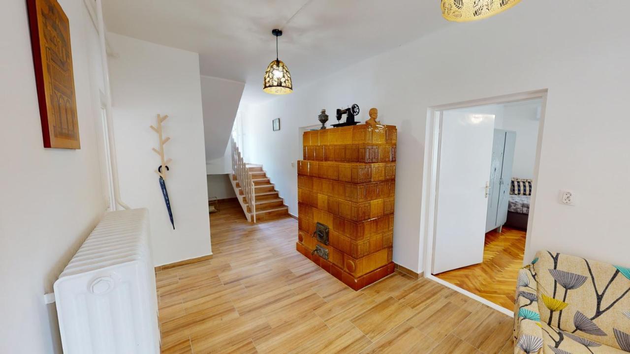 Family Apartman 米什科尔茨 外观 照片