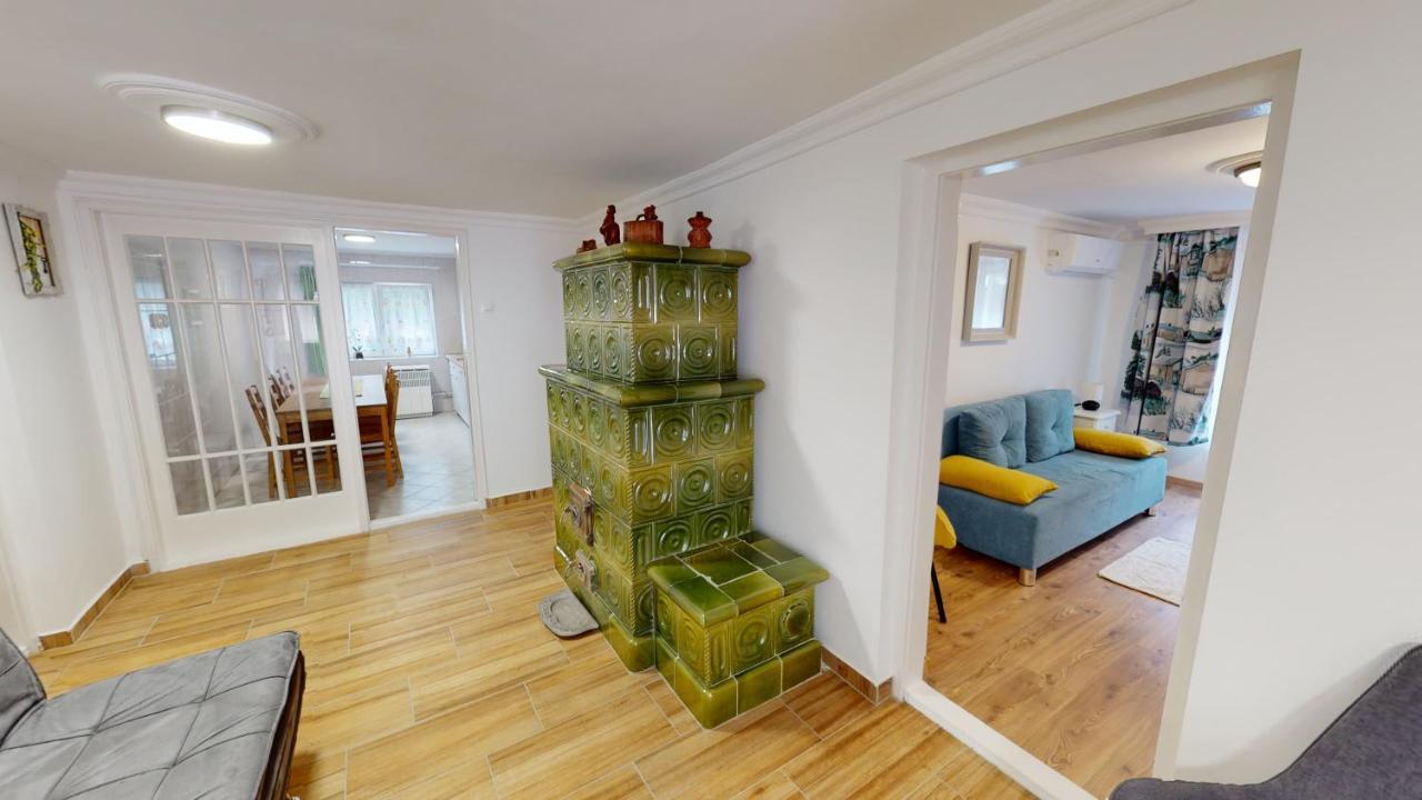 Family Apartman 米什科尔茨 外观 照片